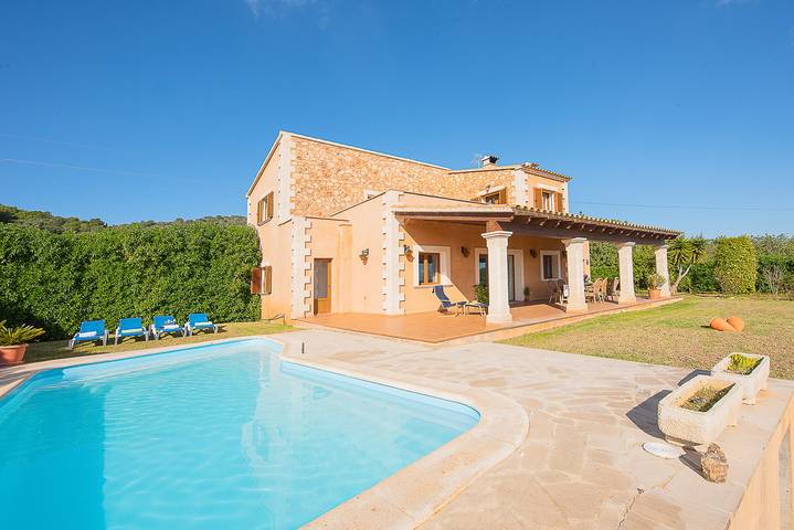 Finca für 7 Personen, mit Garten und Terrasse sowie Pool in s'Horta