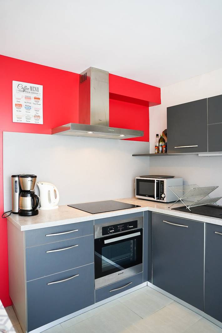 Location de vacances pour 6 personnes, avec terrasse et jardin, adapté aux familles dans Plage De La Falaise - 4