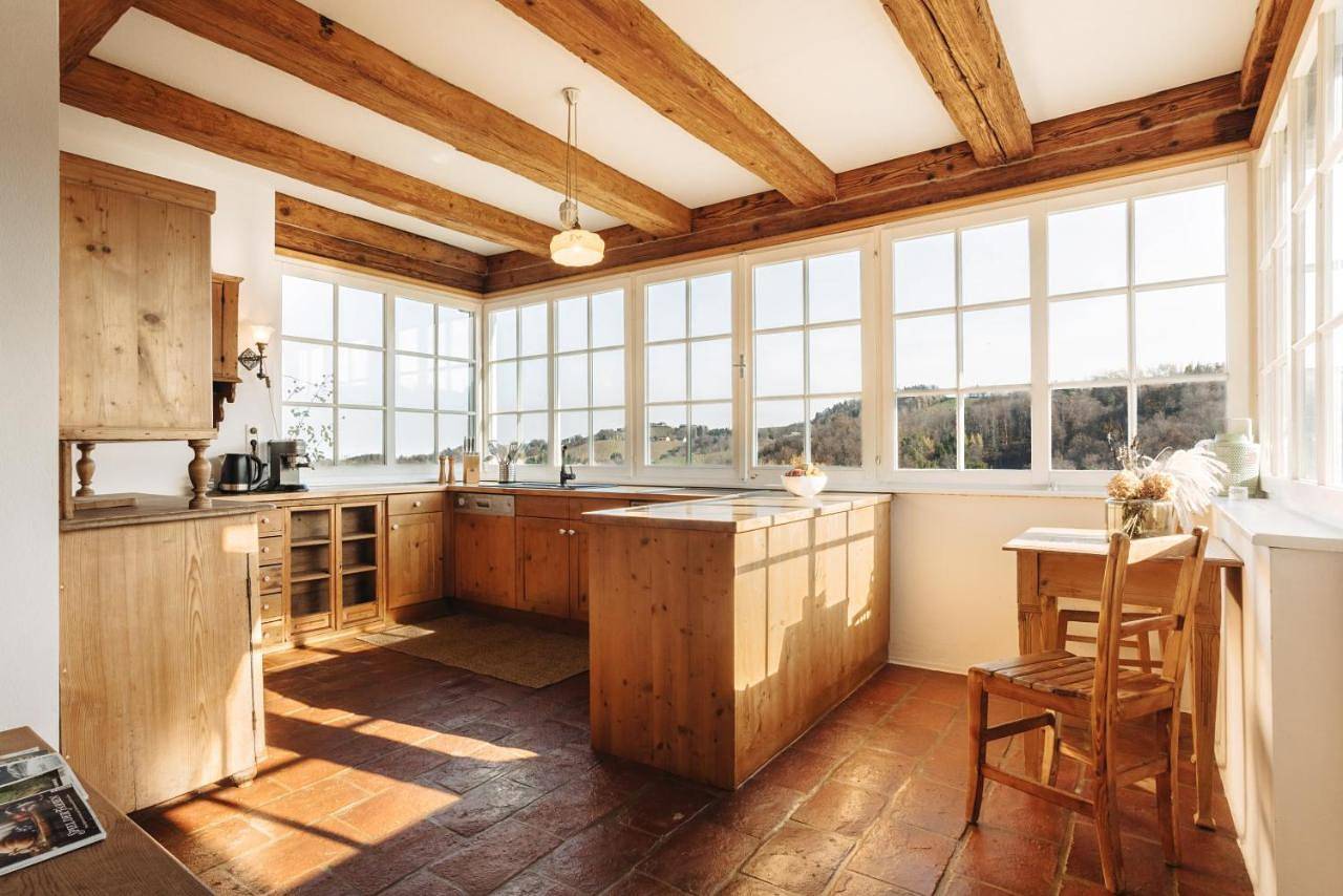 Das Kranach 28 Weinberg Hideaways mit Whirlpool und Sauna in Eichberg-Trautenburg, Steirerland