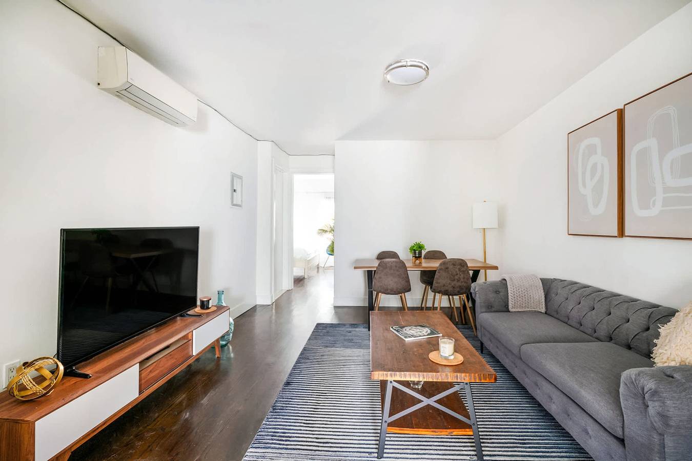 Entire apartment, 39-3  Newly renovated 3 Br Prime midtown sleeps 6 in Manhattan, New York City