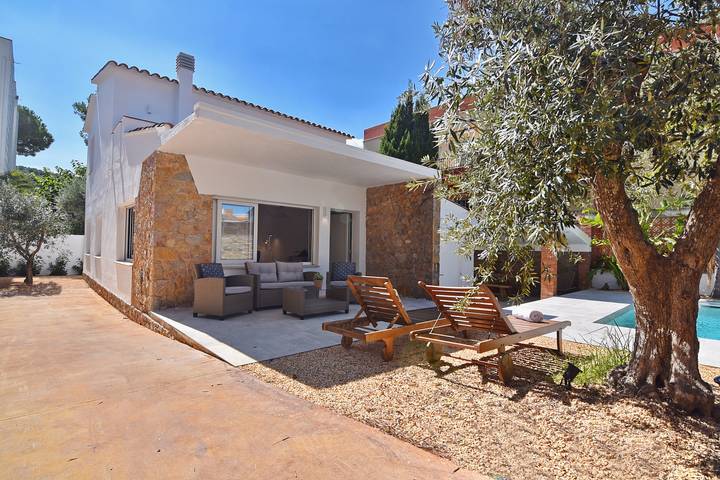 Casa rural para 4 personas, con Terraza y Jardín en Alt Empordà - 3