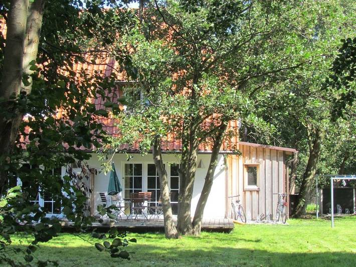 Ferienhaus für 6 Personen, mit Terrasse und Garten auf Hiddensee - 2