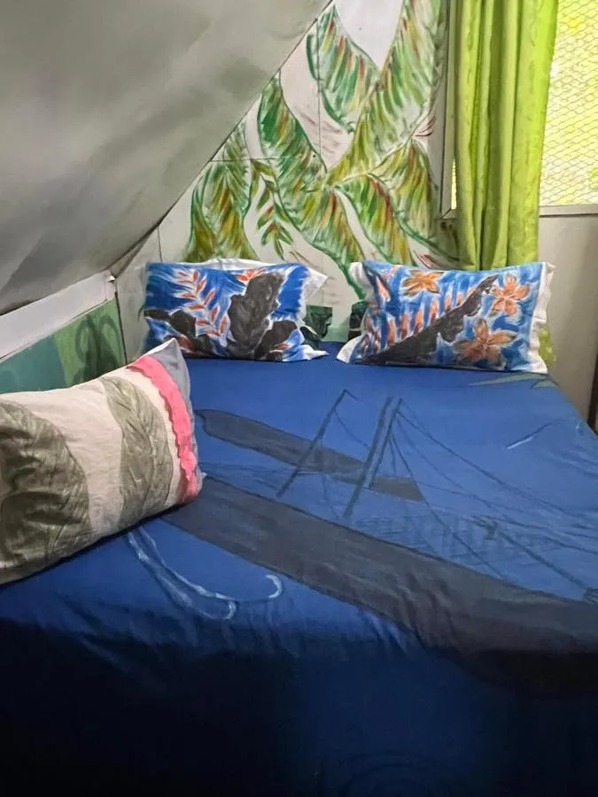 Chalet pour 2 personnes, avec balcon ainsi que vue et jardin - 1