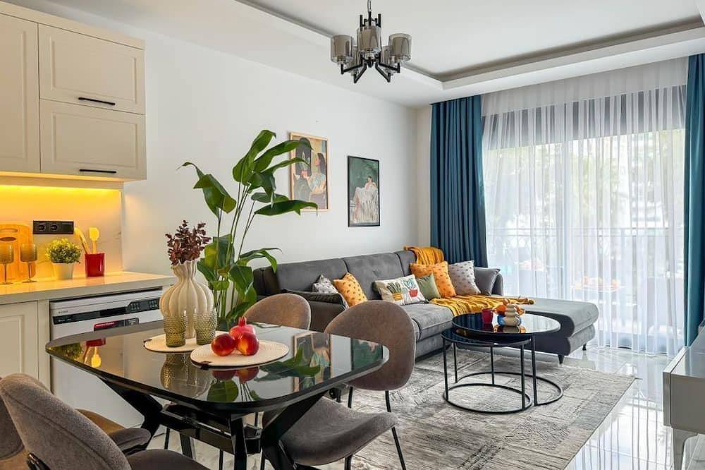 Hel lägenhet, Apartment 1+1 Qoople Elysee 08 near Cleopatra Beach in Alanya, Antalya eanangoddi