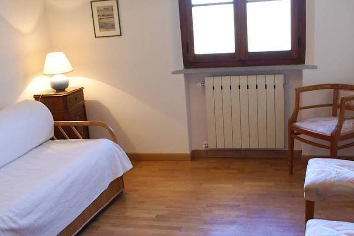 Podere Torre, residenza indipendente con 3 appartamenti. AC in Palaia, Pisa e dintorni