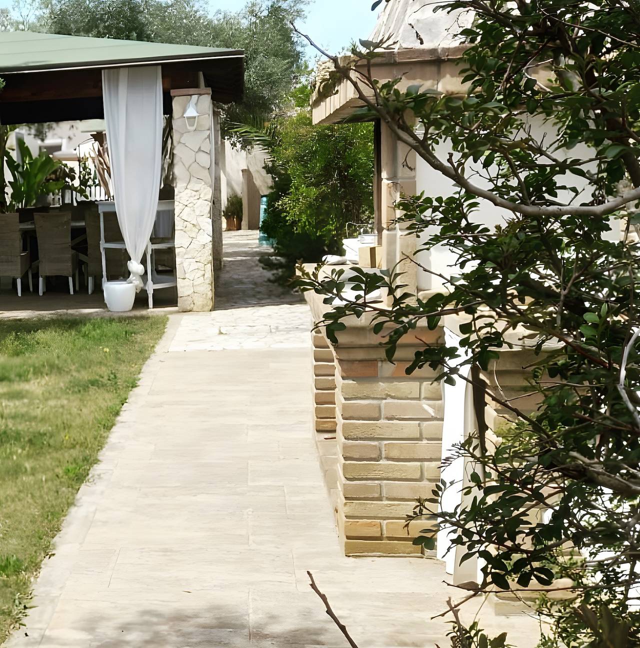 Villa Maria Beatrice moderne avec grand jardin in Quartu Sant'Elena, Campidano