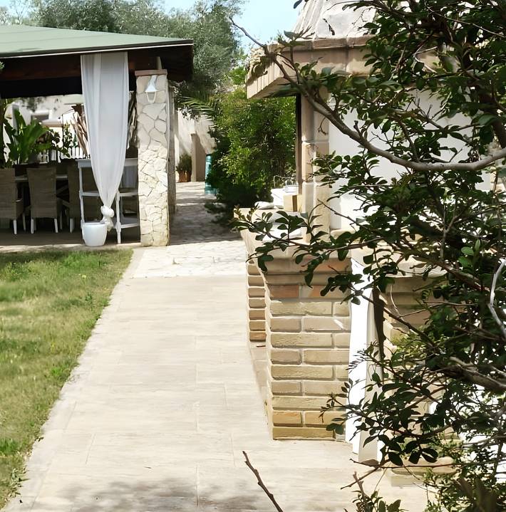 Villa für 8 Personen, mit Whirlpool und Garten auf Sardinien - 3