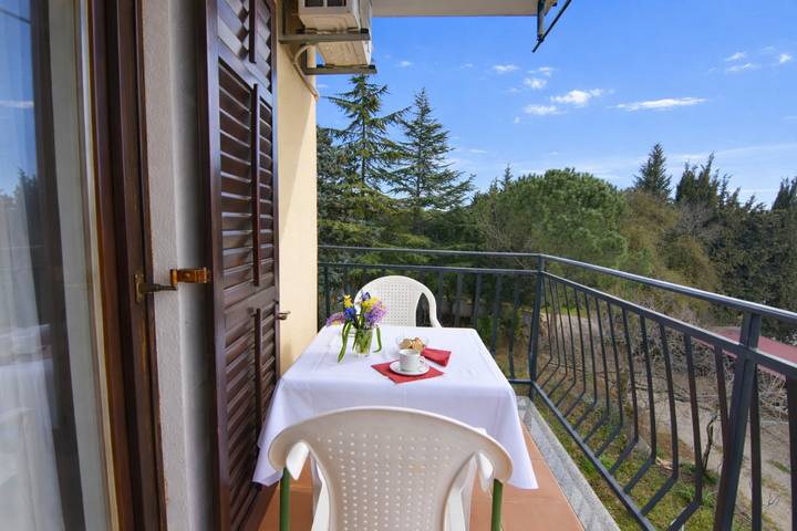 Gîte pour 2 personnes, avec jardin et vue à Umag - 2