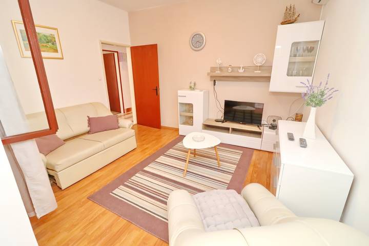 Gîte pour 8 personnes, avec vue sur l’océan et balcon en Korcula - 2