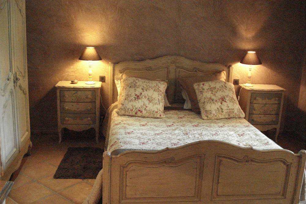 Cottage for 3 persons...for relaxing, tranquil and great holidays... in La Cadière-d'Azur, Toulon region