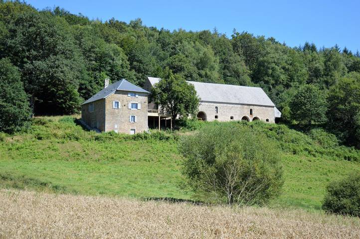 Gîte pour 12 personnes, avec Terrasse et Jardin