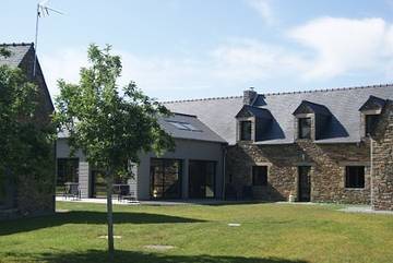 Gîte pour 8 Personnes dans Quelneuc, Morbihan, Photo 1