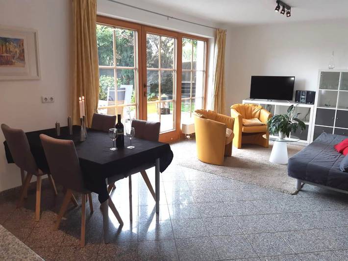 Ferienwohnung für 6 Personen, mit Balkon und Terrasse sowie Garten und Ausblick in Reith im Alpbachtal