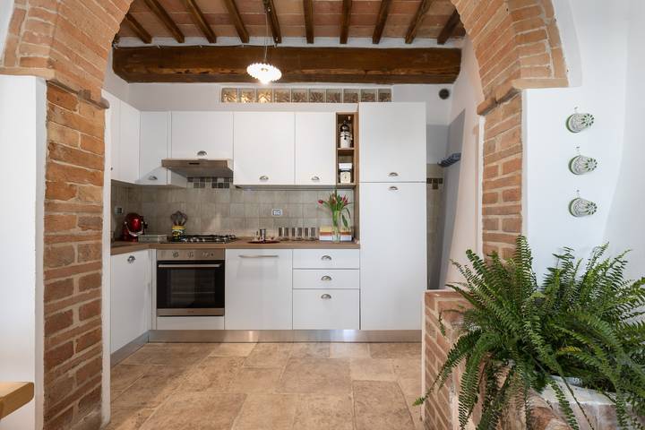Holiday Home 'Casa Ernesto - Porzione Di Colonica' with Private Garden and Wi-Fi in Monteriggioni, Siena provins