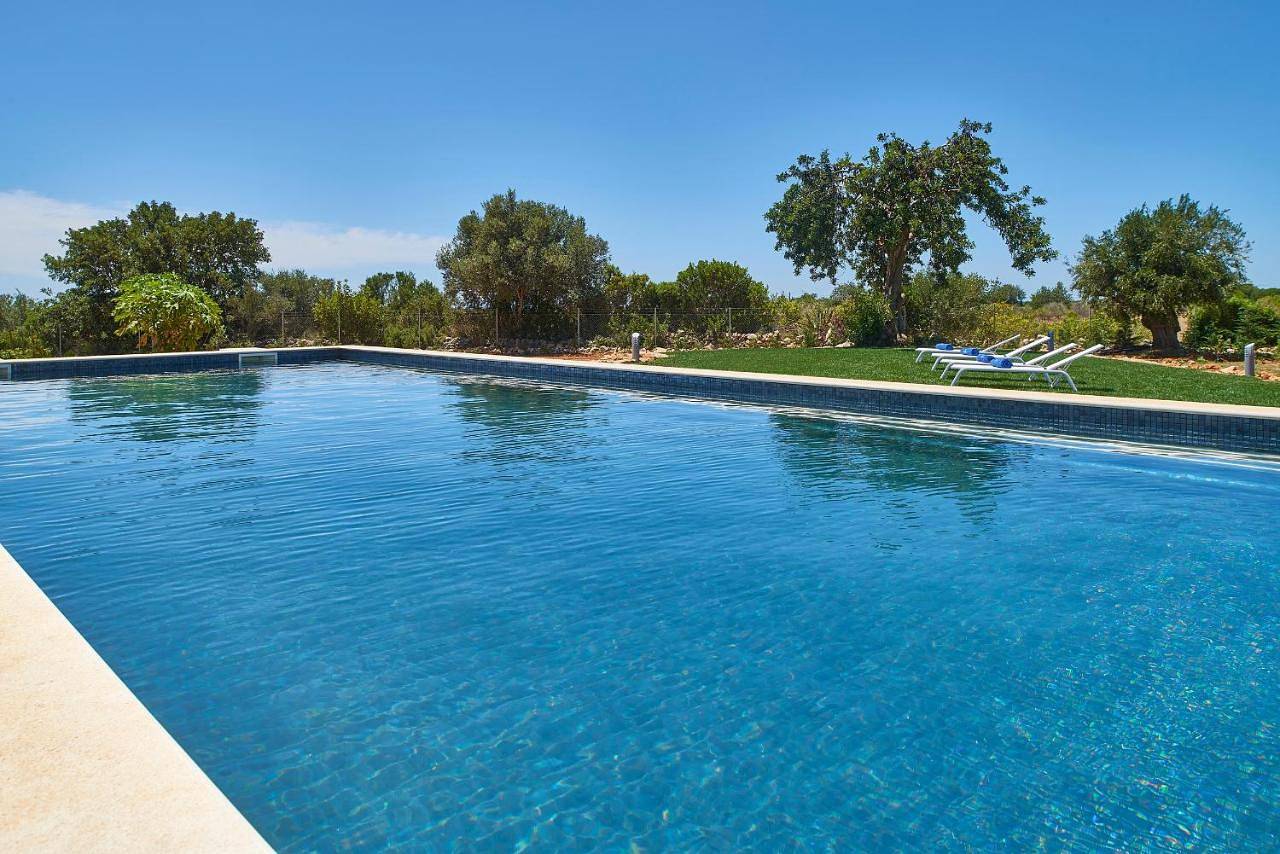 Mercedes Country House in Santa Bárbara de Nexe, Faro