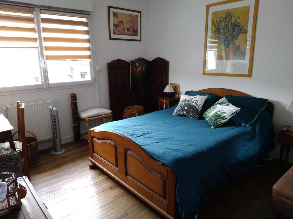 Chambre César B&B- au 1er - Villa Chaumonty in Périgueux, Périgord Blanc