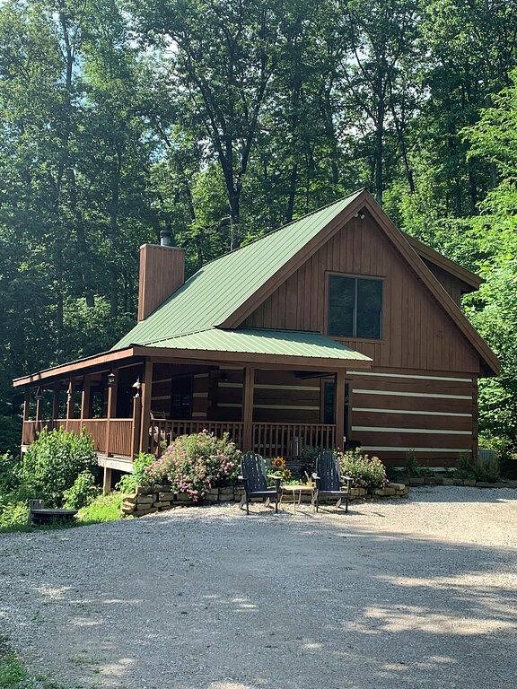 Secluded, pet-friendly close to Nashville! in Brown County