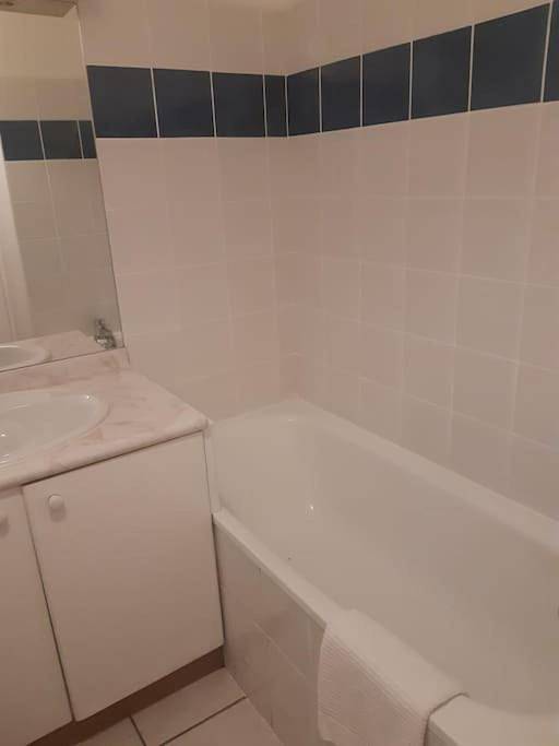 Gîte pour 2 personnes, avec piscine et balcon à Cugnaux - 4