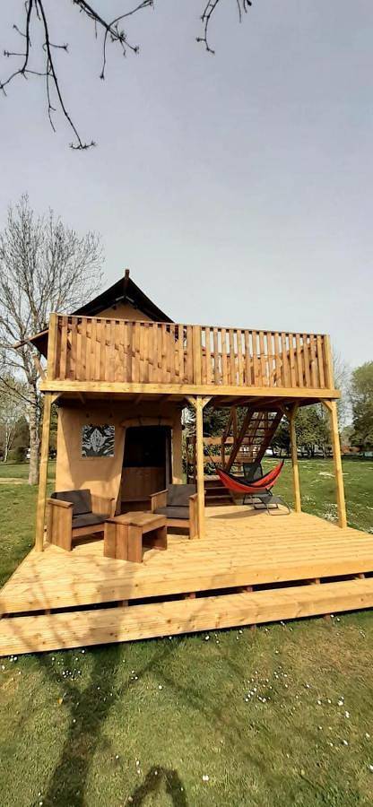 Tente Cabane du Camping Hautoreille in Bannes, Haute-Marne