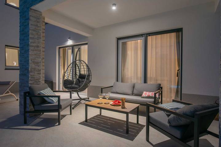 Villa for 8 personer med terrasse in Naklice, Split-Dalmatien