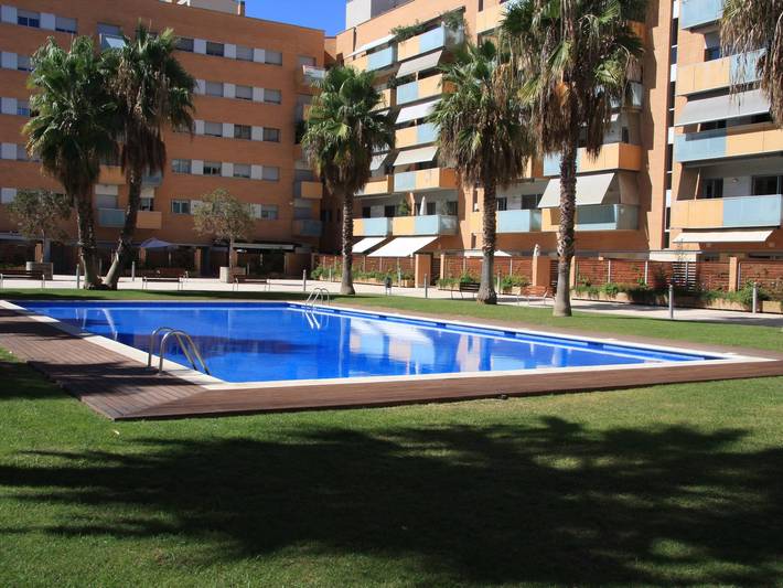 Ferienwohnung für 4 Personen, mit Pool und Garten sowie Terrasse in Barcelona - 3