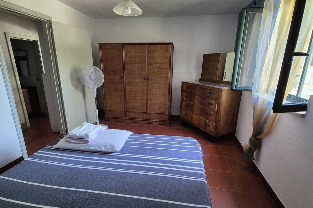 Wonderful villa surrounded by lush greenery peacefully located beach close in Faro Capo Vaticano, Ricadi (comune)