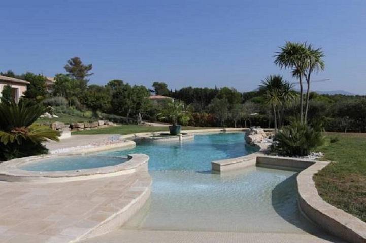 Chambre d’hôte pour 2 personnes, avec jardin et sauna ainsi que piscine et jacuzzi dans les Alpes maritimes - 3