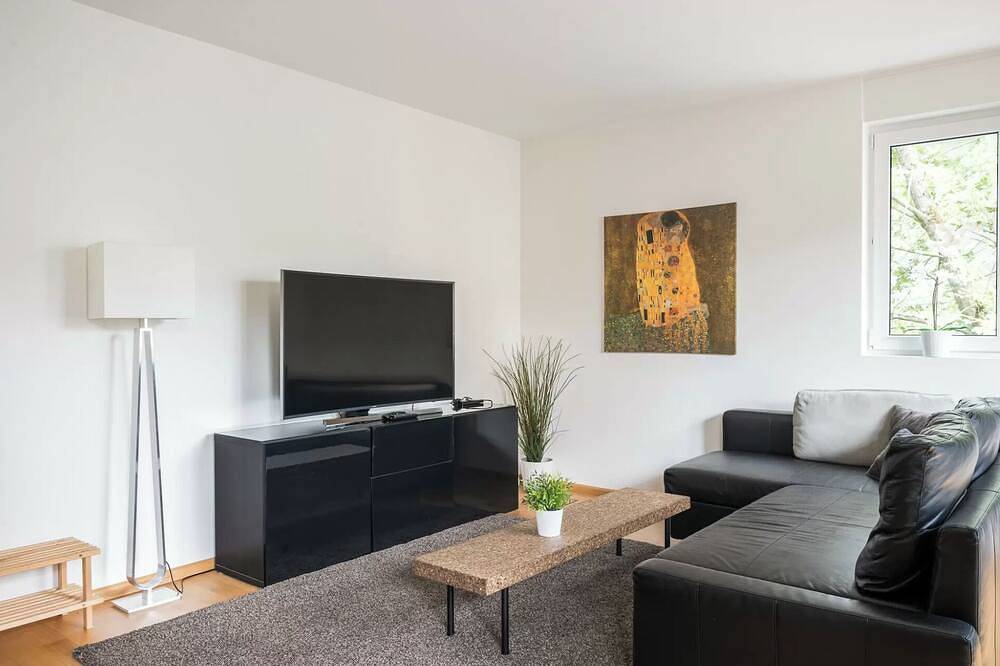 Appartamento intero, Baseliving 3,5 Room Suite - Near Esc - Bahnhof Sbb in Basilea, Aargau-Basel