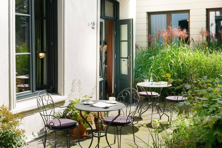 Hotel für 2 Personen, mit Terrasse und Garten in Schlagermove