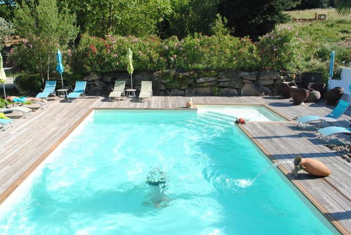 Location de vacances pour 2 personnes, avec piscine et vue ainsi que sauna et jardin dans Montlegun - 3