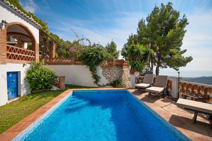 Casa rural para 4 personas, con Terraza además de Jardín y Piscina en Frigiliana - 2