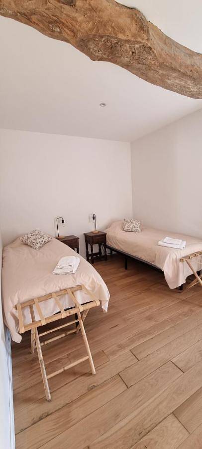 Gîte pour 4 personnes, avec piscine et jardin à Aussillon - 3