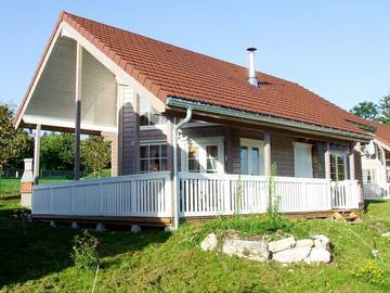 Chalet pour 6 personnes, avec sauna et terrasse en Franche-Comté