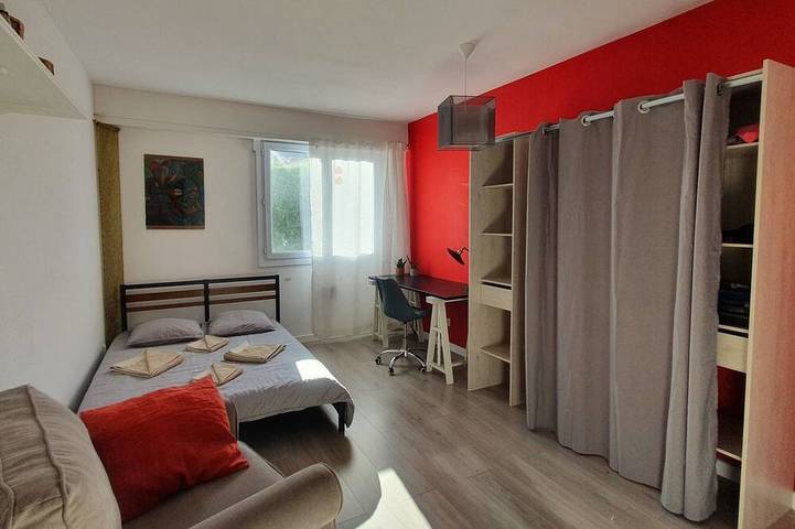 Gîte pour 4 personnes, avec jardin à L'Union - 3