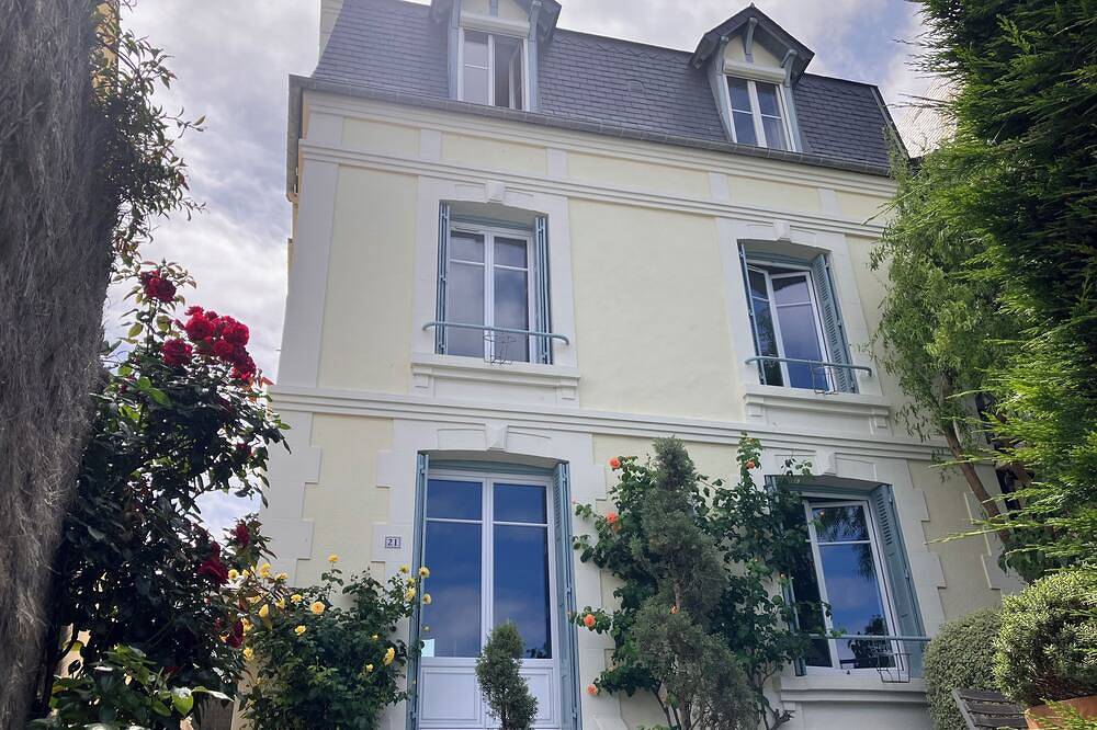Charm & garden 200 m from the sea, Villerville, typical Normandy village in Villerville, Lisieux und Umgebung