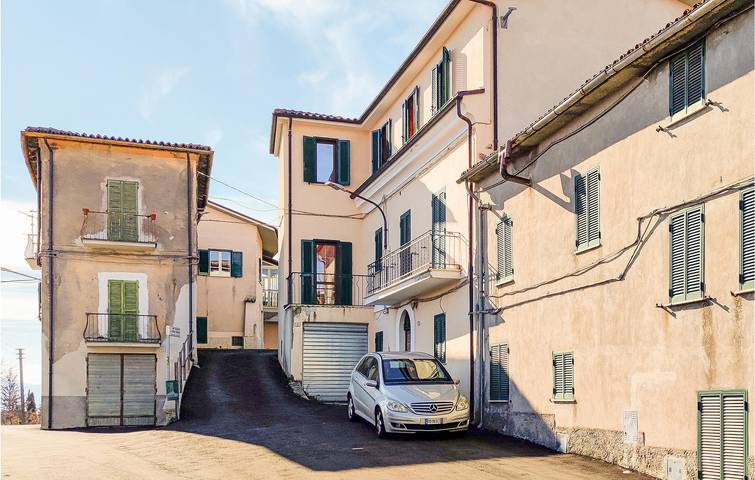 Casa vacanza per 6 persone, con terrazza, adatto a famiglie con bambini - 1