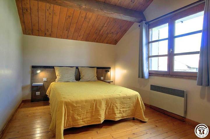 Location de vacances pour 6 personnes, avec jardin à Thézillieu - 2