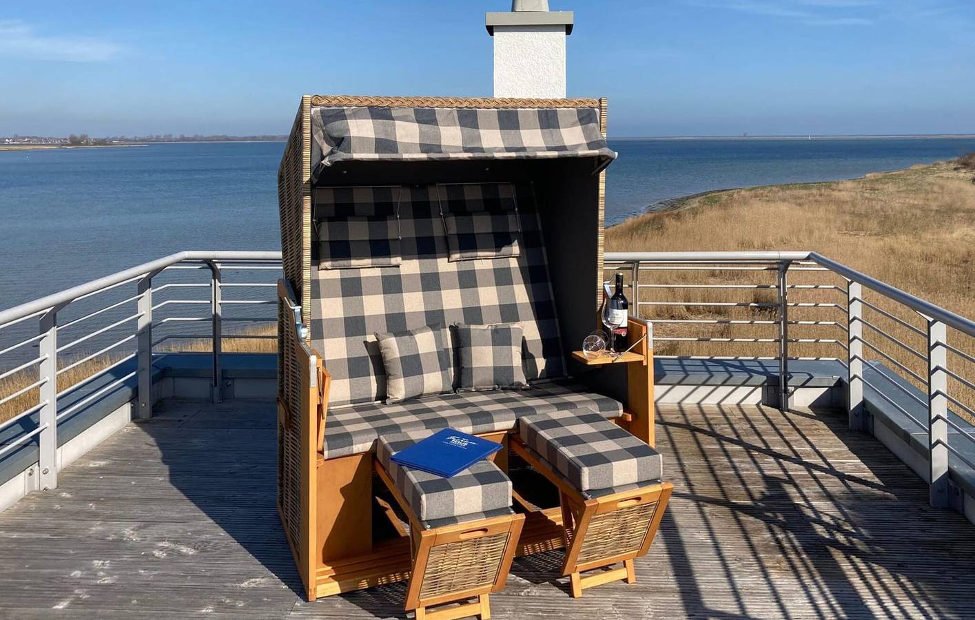 Apartment mit Meerblick, Terrasse und Parkplatz in Olpenitz, Kappeln