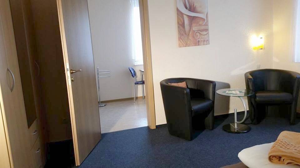 Large Double Room in Borna, Hainer See