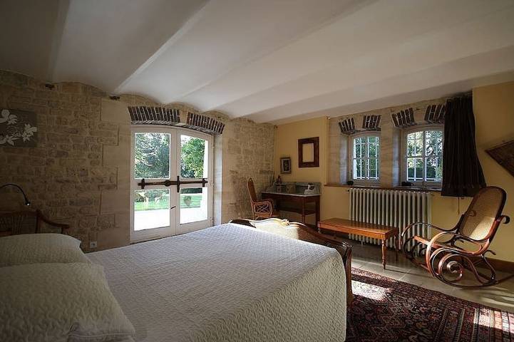 Location de vacances pour 15 personnes, avec jardin à Mosles - 2