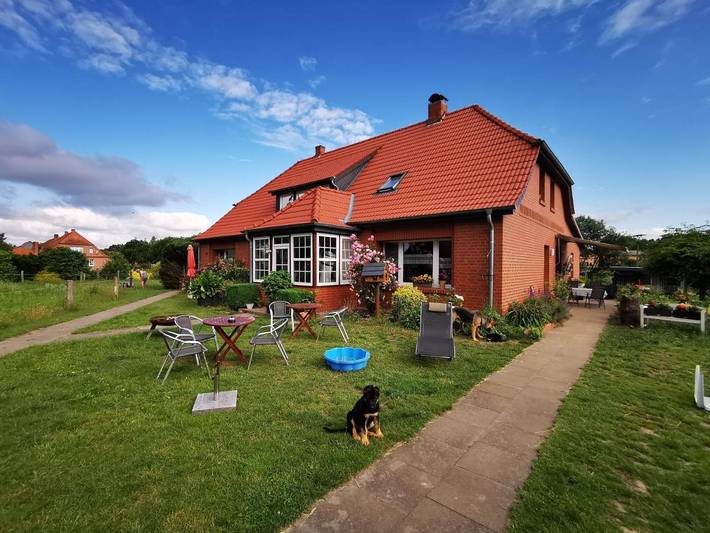 Ferienwohnung für 4 Personen, mit Terrasse und Garten