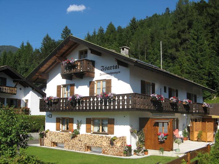 Ferienwohnung für 2 Personen, mit Balkon und Ausblick