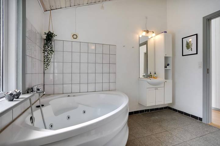 Ferienhaus für 6 Personen, mit Terrasse und Whirlpool in St. Sjørup - 2