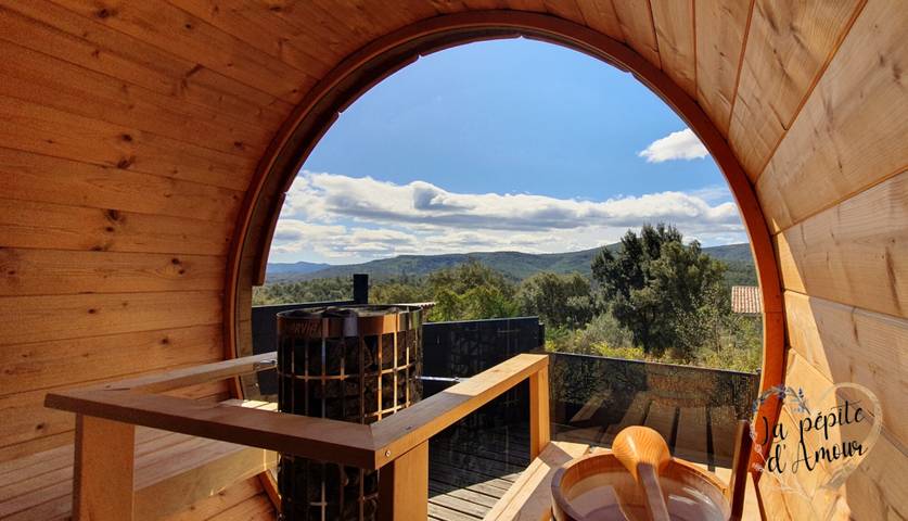 Villa 'La Pépite D'amour' con spa, piscina, sauna e massaggi disponibili con supplemento in Sainte-Anastasie-sur-Issole, Costa mediterranea (Francia)