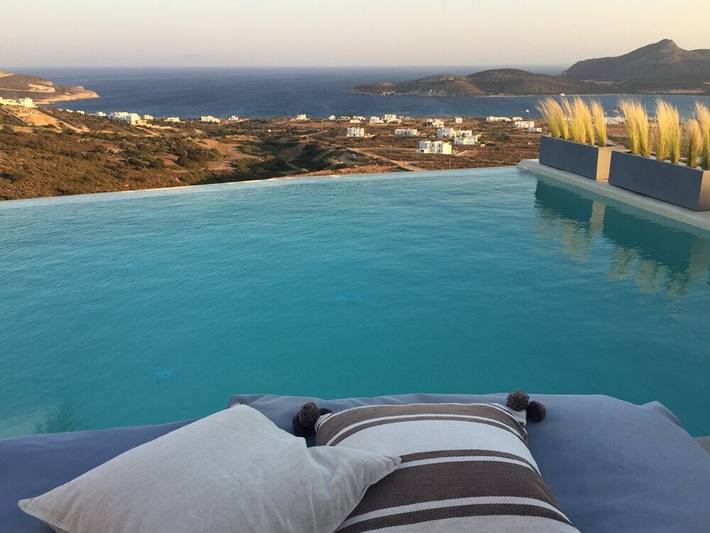 Villa pour 4 personnes, avec Vue sur l’océan et Terrasse ainsi que Jardin et Piscine dans Antiparos - 2