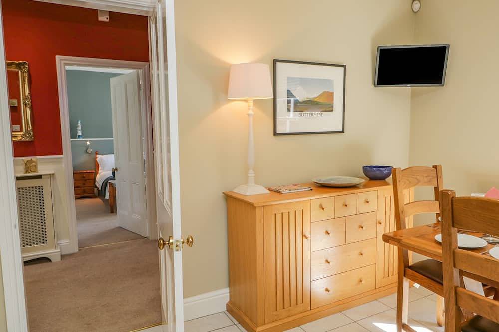 Crow'S Nest, family friendly in Arnside in Arnside, Lake District