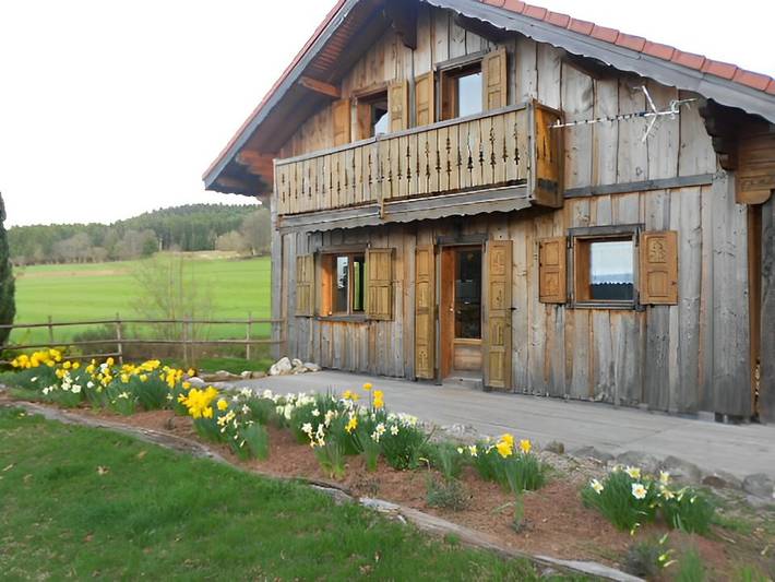 Gîte pour 10 personnes, avec terrasse et jardin, animaux acceptés - 1