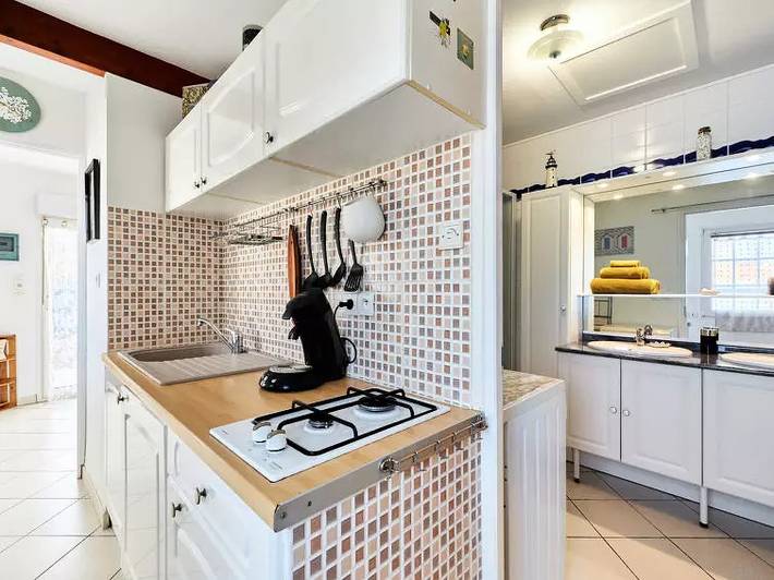 Villa for 2 people, with yard in Normandy