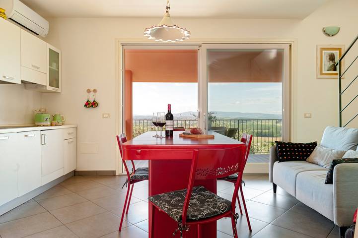 Casa Vacanze 'Appartamento Il Nespolo' con Terrazza Privata, Wi-Fi e Aria Condizionata in Pontedera, Pisa e dintorni