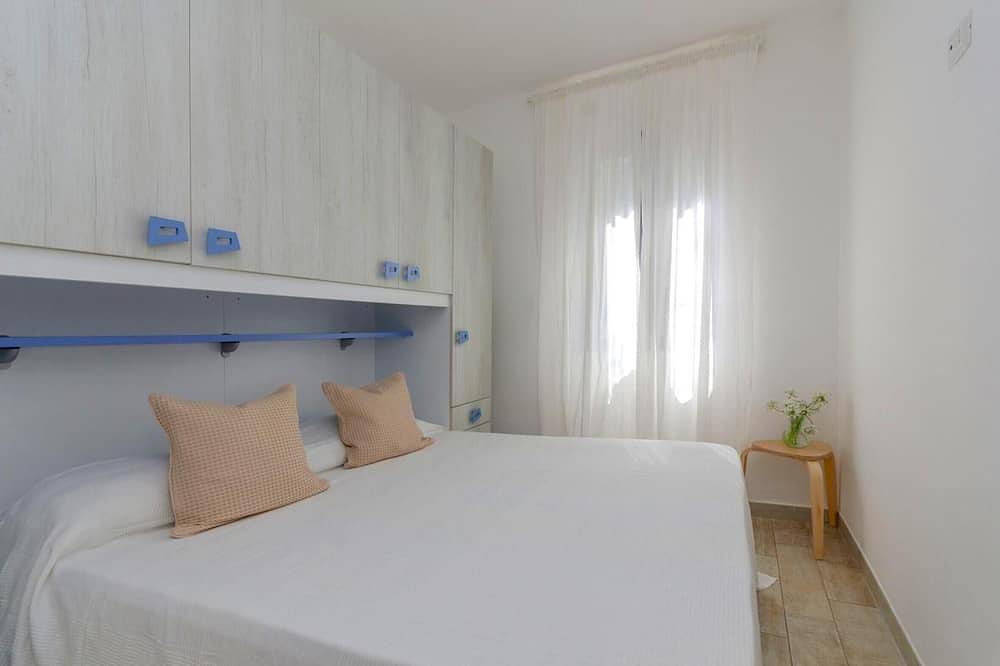 Entire apartment, Le Case Di Chri Apartment with Wi-Fi and Air Conditioning in Mattinata, Gargano